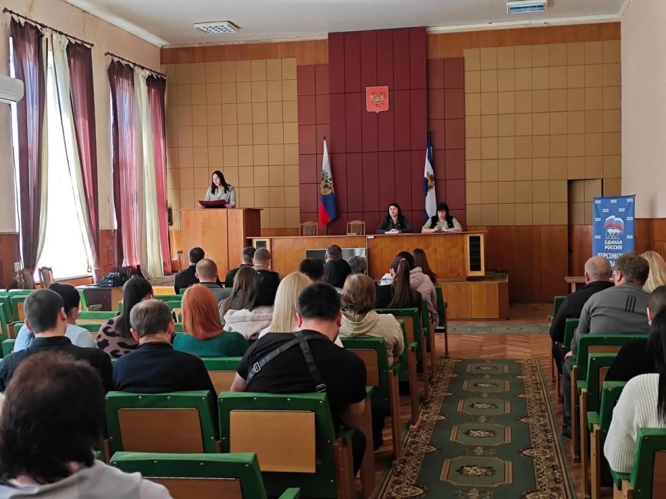 В Администрации Новотроицкого муниципального округа состоялось публичное слушание об исполнении бюджета за 2025 год, которое провела Глава Новотроицкого муниципального округа Евгения Кузьменко В Администрации Новотроицкого муниципального округа состоялось публичное слушание об исполнении бюджета за 2025 год, которое провела Глава Новотроицкого муниципального округа Евгения Кузьменко