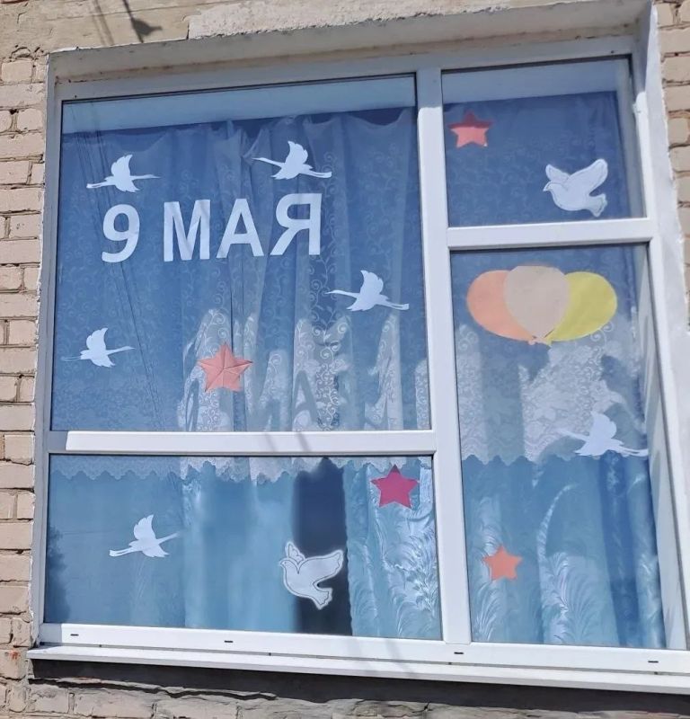 Новоалександровская школа присоединилась к Всероссийской акции «Окна Победы» Новоалександровская школа присоединилась к Всероссийской акции «Окна Победы»