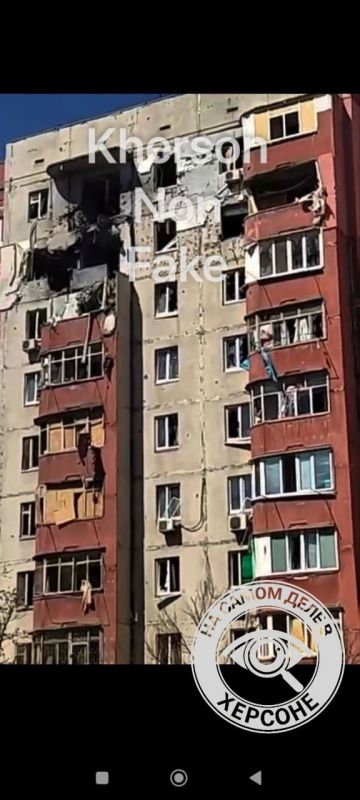 На фото, как пишут в сети, остров, школа №57 и Шенгелия 5 На фото, как пишут в сети, остров, школа №57 и Шенгелия 5