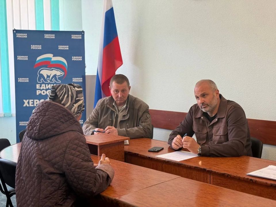 Открытый диалог: партия слышит людей Открытый диалог: партия слышит людей
