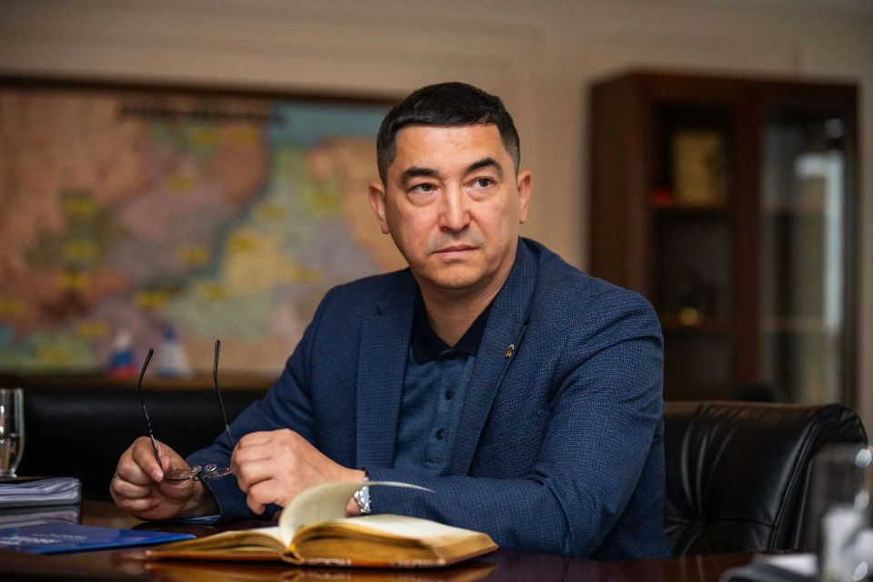 Владимир Сальдо: С депутатом Херсонской областной Думы Энвером Абдураимовым обсудили программу «Единой России» «Городская среда» Владимир Сальдо: С депутатом Херсонской областной Думы Энвером Абдураимовым обсудили программу «Единой России» «Городская среда»
