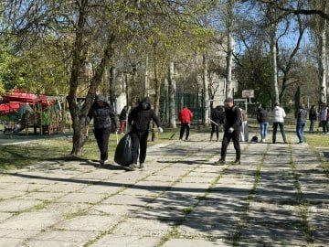 Александр Дудка: Вместе за чистоту: Субботник на Набережной и у ЦКД Александр Дудка: Вместе за чистоту: Субботник на Набережной и у ЦКД