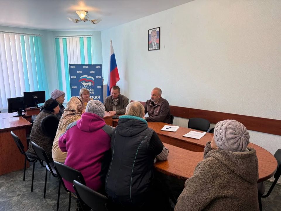Открытый диалог: партия слышит людей Открытый диалог: партия слышит людей