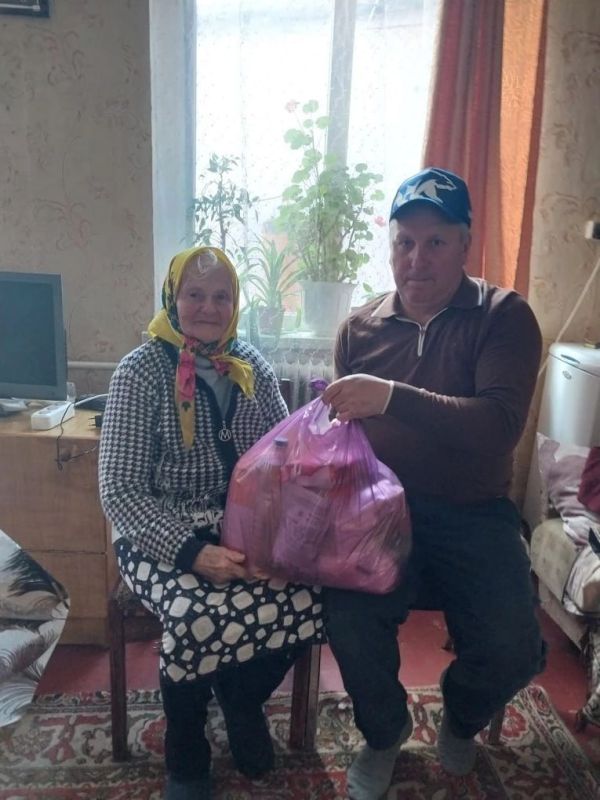 Сегодня исполнилось 96 лет ветерану Великой Отечественной войны, жительнице села Новая Збурьевка — Вере Николаевне Васильченко Сегодня исполнилось 96 лет ветерану Великой Отечественной войны, жительнице села Новая Збурьевка — Вере Николаевне Васильченко