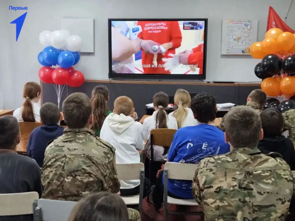 Первые Подовской школы приняли участие в уроке мужества «Горячее сердце» Первые Подовской школы приняли участие в уроке мужества «Горячее сердце»