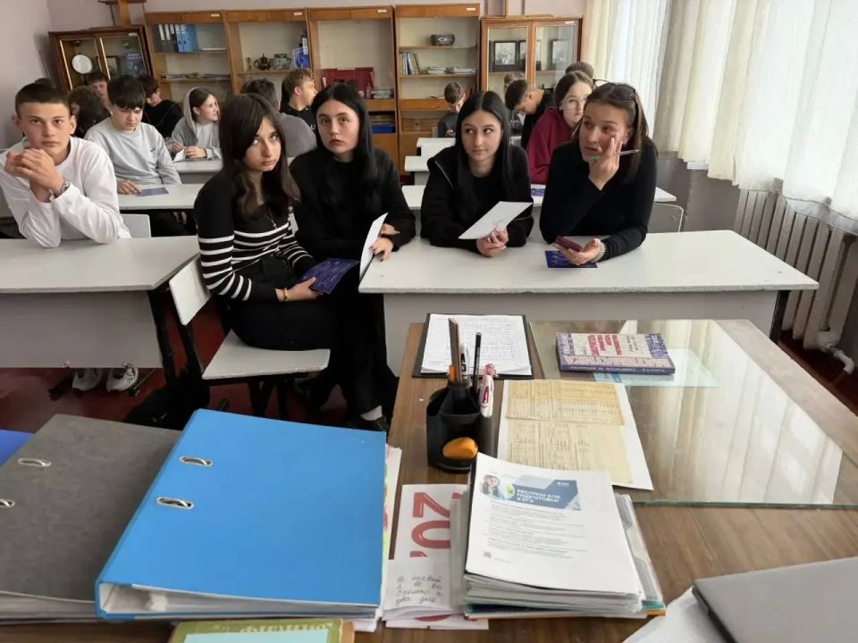 Твоя безопасность в твоих знаниях: как прошла игра «Право знать» Твоя безопасность в твоих знаниях: как прошла игра «Право знать»