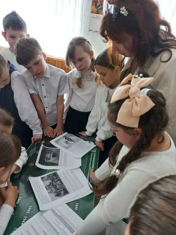 В Геническом округе проходят мероприятия ко Дню коренных малочисленных народов России В Геническом округе проходят мероприятия ко Дню коренных малочисленных народов России