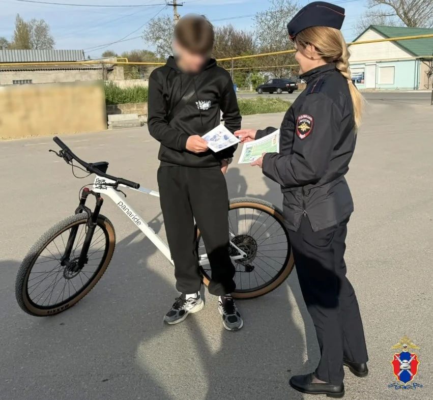 В Каланчакском округе Херсонской области сотрудники Госавтоинспекции провели профилактическое мероприятие с велосипедистами В Каланчакском округе Херсонской области сотрудники Госавтоинспекции провели профилактическое мероприятие с велосипедистами