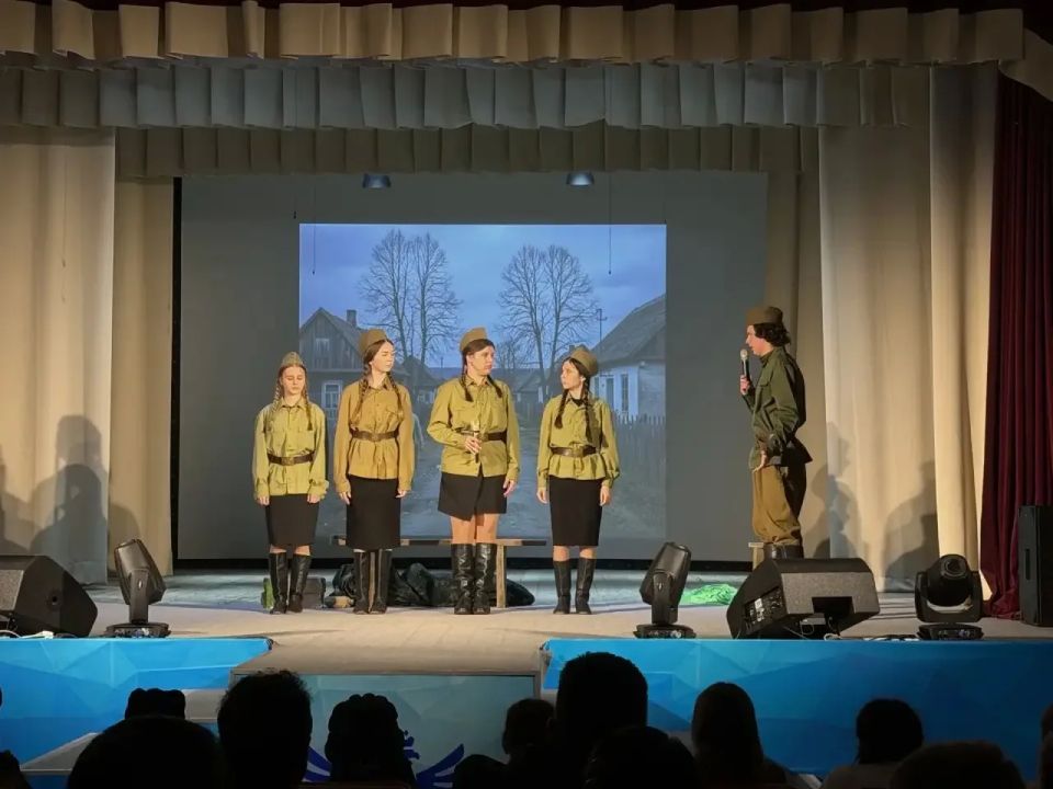 Память, которая звучит в голосах школьников: в Херсонской области подвели итоги конкурса «Мы — наследники Победы!» Память, которая звучит в голосах школьников: в Херсонской области подвели итоги конкурса «Мы — наследники Победы!»