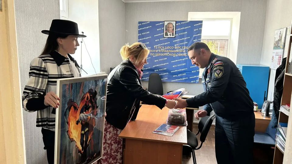 "ЕДИНАЯ РОССИЯ" поздравила отважных спасателей с Днём пожарной охраны! "ЕДИНАЯ РОССИЯ" поздравила отважных спасателей с Днём пожарной охраны!
