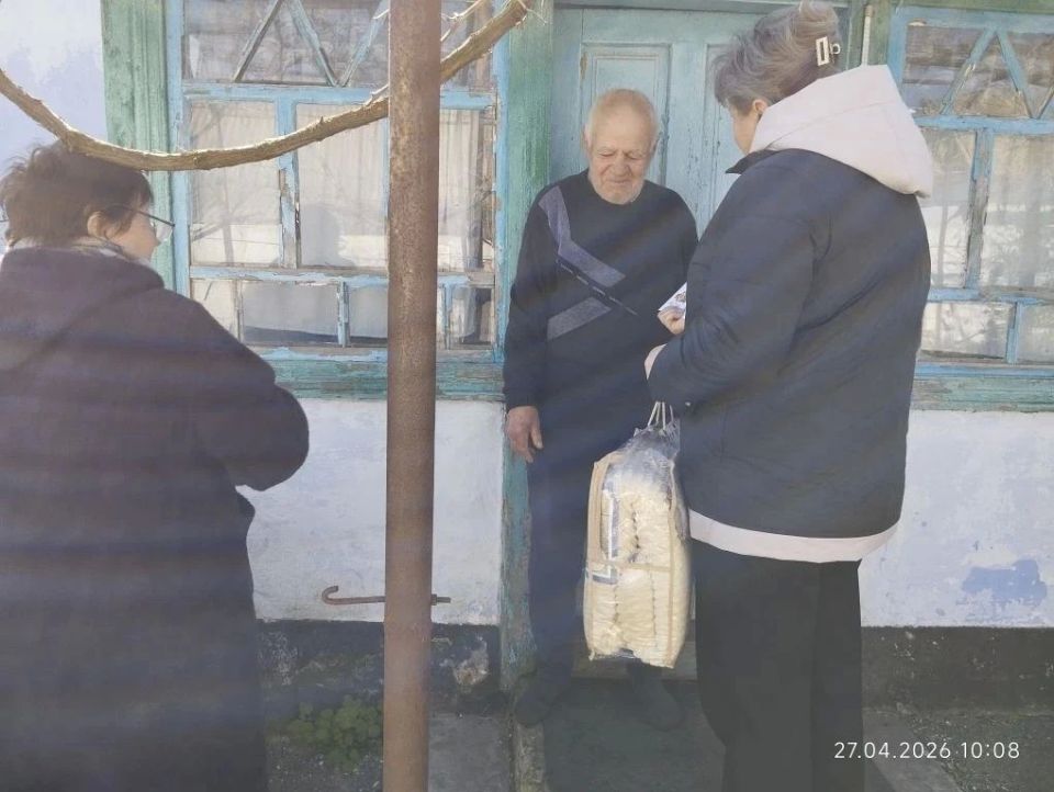 В преддверии праздника Победы — поздравление ветеранов ВОВ В преддверии праздника Победы — поздравление ветеранов ВОВ