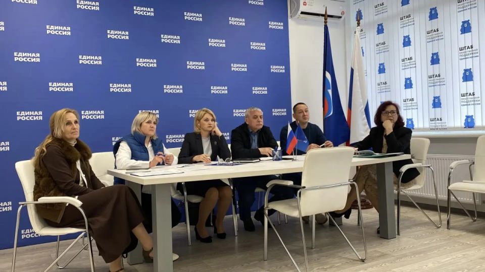 Константин Басюк: Подготовка к Дню Победы. На заседании херсонского регионального оргкомитета «Наша Победа» определили победителей регионального этапа Всероссийского конкурса школьных музеев «Военно-исторические диорамы:... Константин Басюк: Подготовка к Дню Победы. На заседании херсонского регионального оргкомитета «Наша Победа» определили победителей регионального этапа Всероссийского конкурса школьных музеев «Военно-исторические диорамы:...