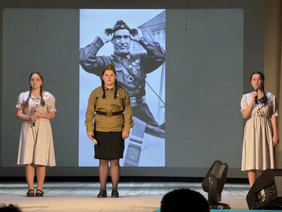 Память, которая звучит в голосах школьников: в Херсонской области подвели итоги конкурса «Мы — наследники Победы!» Память, которая звучит в голосах школьников: в Херсонской области подвели итоги конкурса «Мы — наследники Победы!»