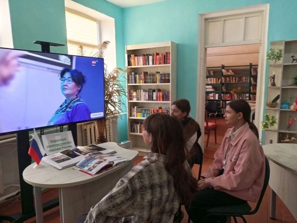 В Геническом округе проходят мероприятия ко Дню коренных малочисленных народов России В Геническом округе проходят мероприятия ко Дню коренных малочисленных народов России