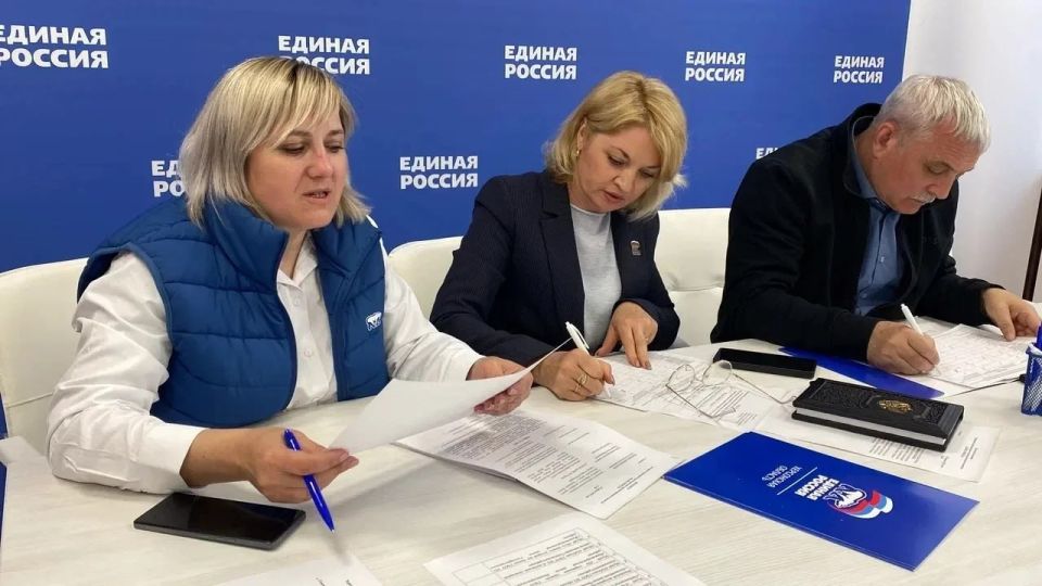 Константин Басюк: Подготовка к Дню Победы. На заседании херсонского регионального оргкомитета «Наша Победа» определили победителей регионального этапа Всероссийского конкурса школьных музеев «Военно-исторические диорамы:... Константин Басюк: Подготовка к Дню Победы. На заседании херсонского регионального оргкомитета «Наша Победа» определили победителей регионального этапа Всероссийского конкурса школьных музеев «Военно-исторические диорамы:...