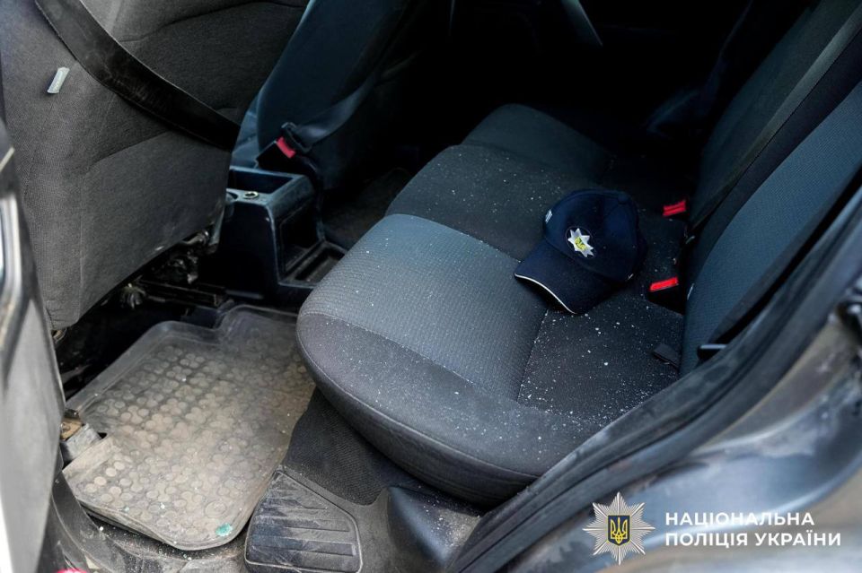В селе Верба Ровенской области мужчина открыл огонь из автомата по сотрудникам ТЦК и полиции, ранив двух человек, сообщает полиция В селе Верба Ровенской области мужчина открыл огонь из автомата по сотрудникам ТЦК и полиции, ранив двух человек, сообщает полиция