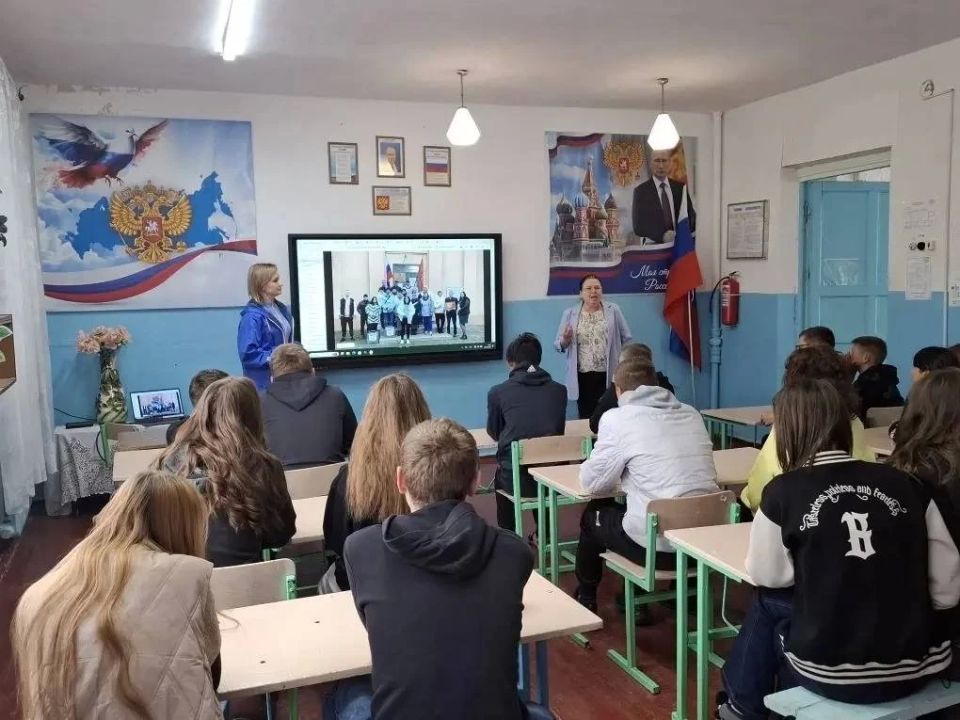 В Верхнесерогозской школе прошел урок для будущих избирателей В Верхнесерогозской школе прошел урок для будущих избирателей