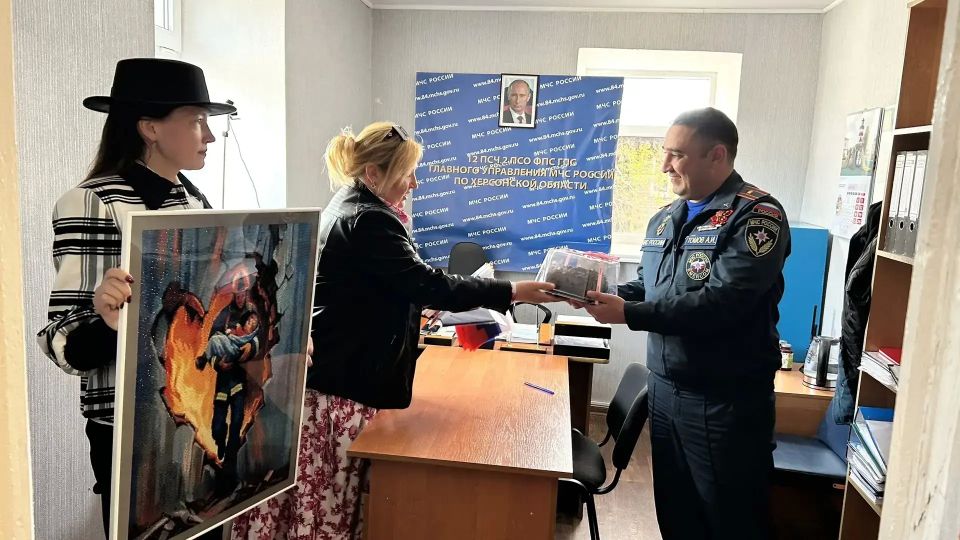 "ЕДИНАЯ РОССИЯ" поздравила отважных спасателей с Днём пожарной охраны! "ЕДИНАЯ РОССИЯ" поздравила отважных спасателей с Днём пожарной охраны!