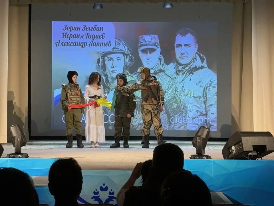 Память, которая звучит в голосах школьников: в Херсонской области подвели итоги конкурса «Мы — наследники Победы!» Память, которая звучит в голосах школьников: в Херсонской области подвели итоги конкурса «Мы — наследники Победы!»