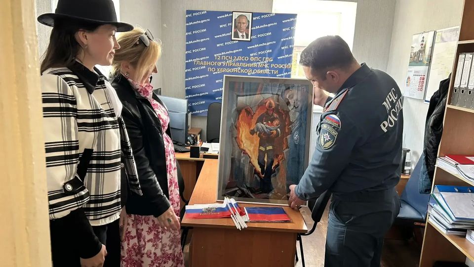 "ЕДИНАЯ РОССИЯ" поздравила отважных спасателей с Днём пожарной охраны! "ЕДИНАЯ РОССИЯ" поздравила отважных спасателей с Днём пожарной охраны!