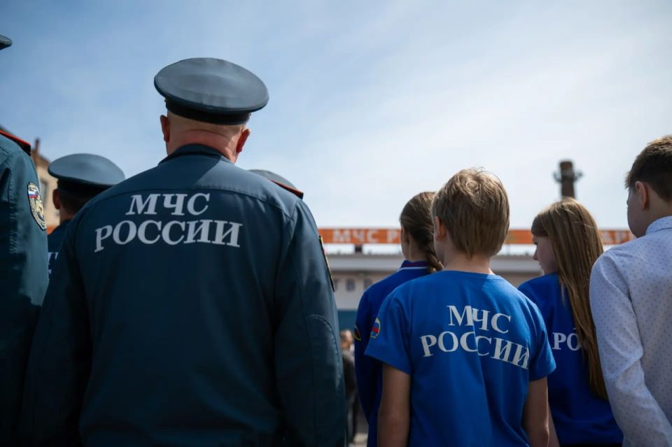 Владимир Сальдо: В Геническе открыли монумент легендарной пожарной автоцистерне Владимир Сальдо: В Геническе открыли монумент легендарной пожарной автоцистерне