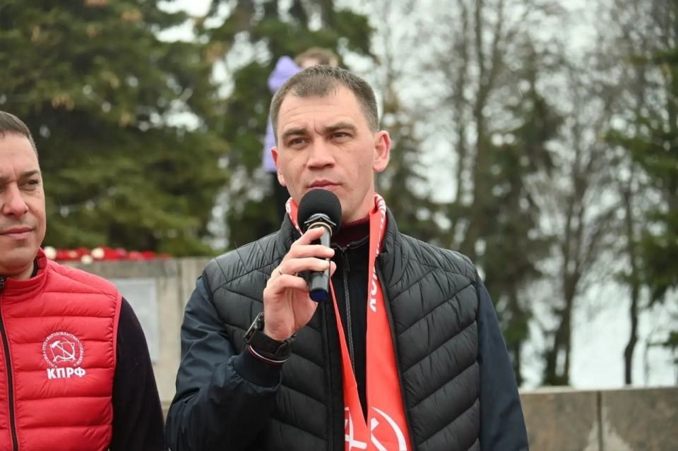 Рамиль Замалетдинов: Свой Первомай встретил на своей малой родине, в Ульяновске Рамиль Замалетдинов: Свой Первомай встретил на своей малой родине, в Ульяновске
