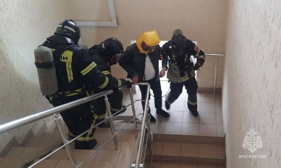 Проверка на практике: пожарно-тактические учения Проверка на практике: пожарно-тактические учения