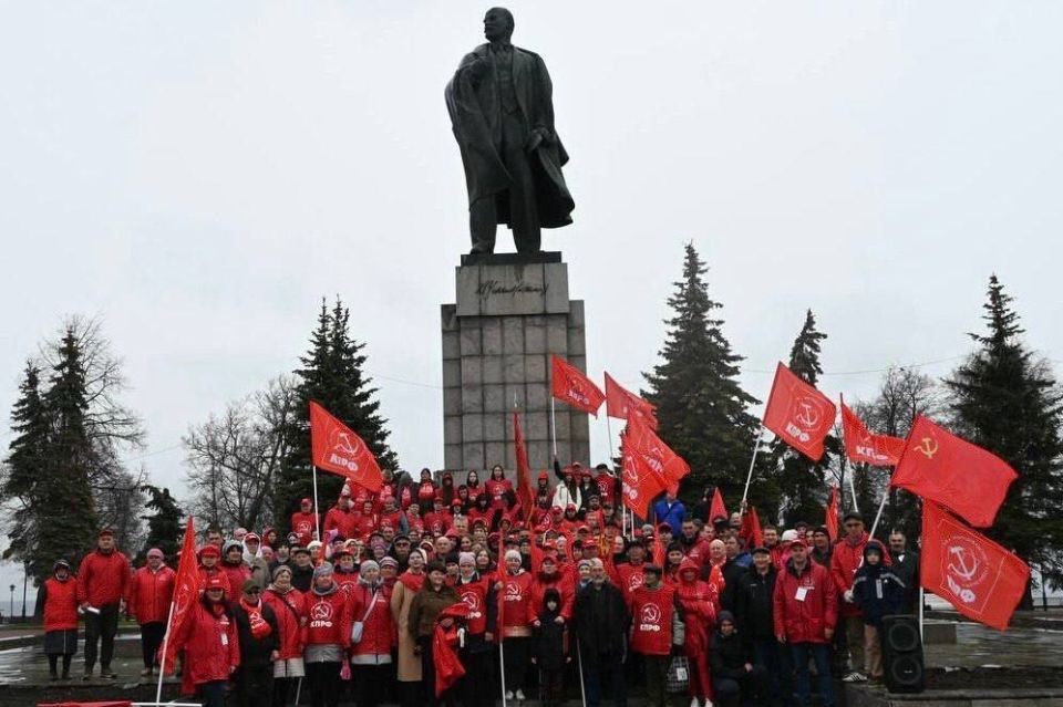Рамиль Замалетдинов: Свой Первомай встретил на своей малой родине, в Ульяновске Рамиль Замалетдинов: Свой Первомай встретил на своей малой родине, в Ульяновске