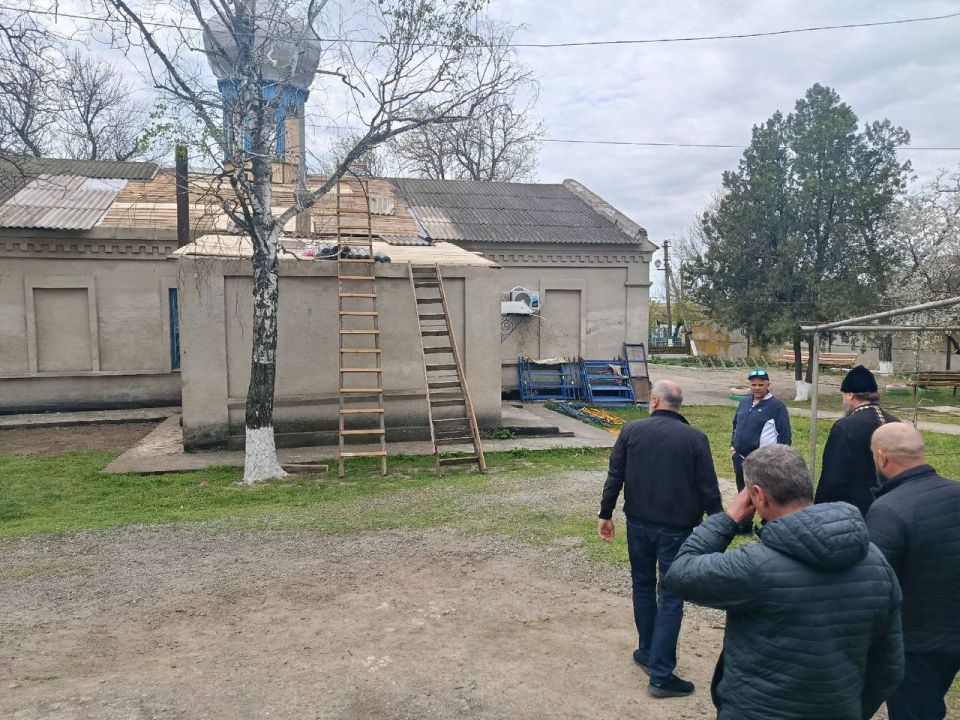 В храме Новотроицкого округа случился пожар, который повредил его как внутри так и снаружи В храме Новотроицкого округа случился пожар, который повредил его как внутри так и снаружи