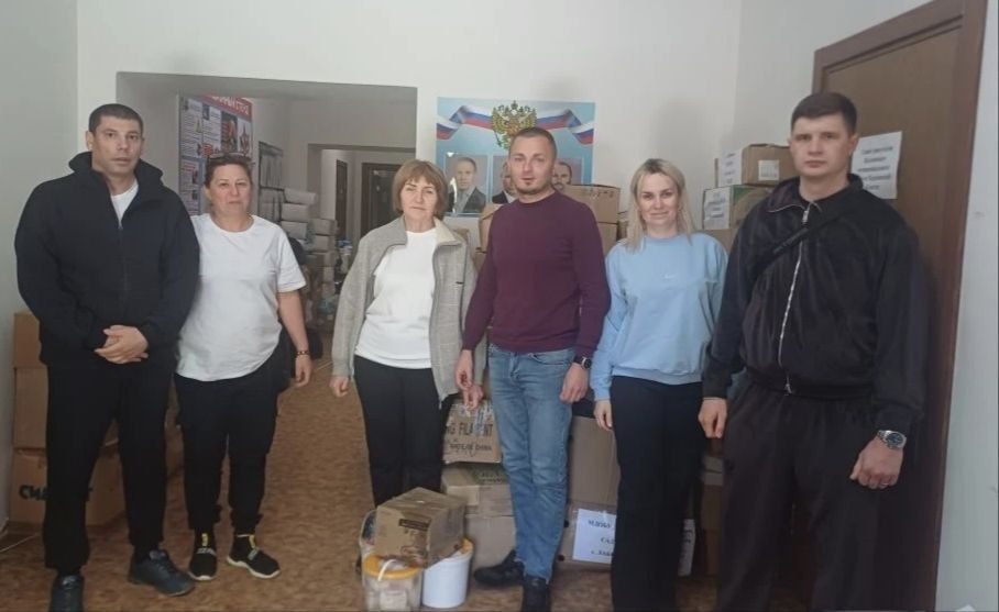 Лабинский район Кубани передал очередную партию гуманитарной помощи в Каховку Лабинский район Кубани передал очередную партию гуманитарной помощи в Каховку