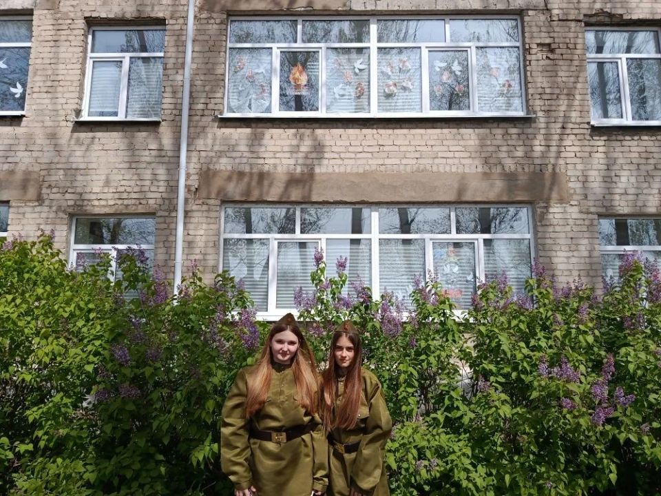 «Окна Победы» в Красненской школе «Окна Победы» в Красненской школе
