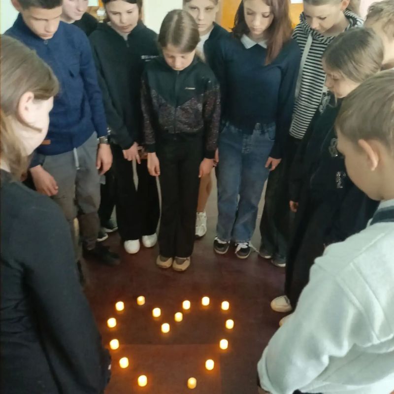 Уроки Памяти и Скорби Одесской Хатыни состоялись в образовательных организациях региона Уроки Памяти и Скорби Одесской Хатыни состоялись в образовательных организациях региона