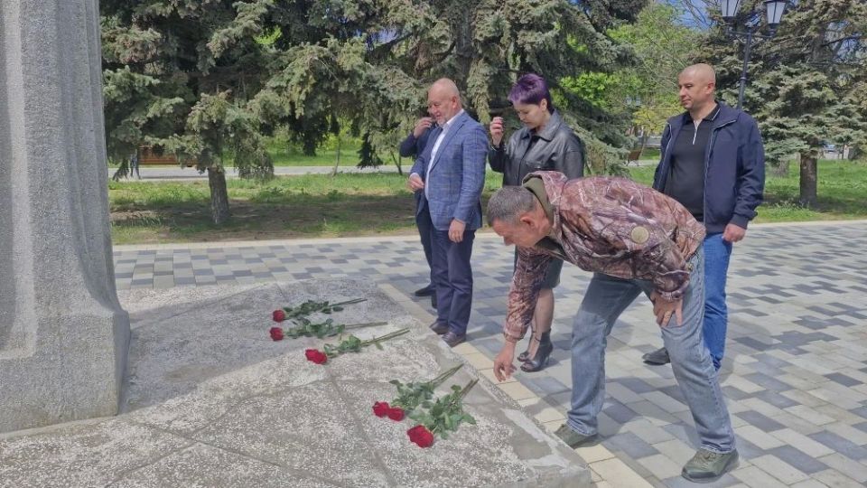 «Сад Памяти» для Геническа: Душевная благодарность за красоту и надежду «Сад Памяти» для Геническа: Душевная благодарность за красоту и надежду