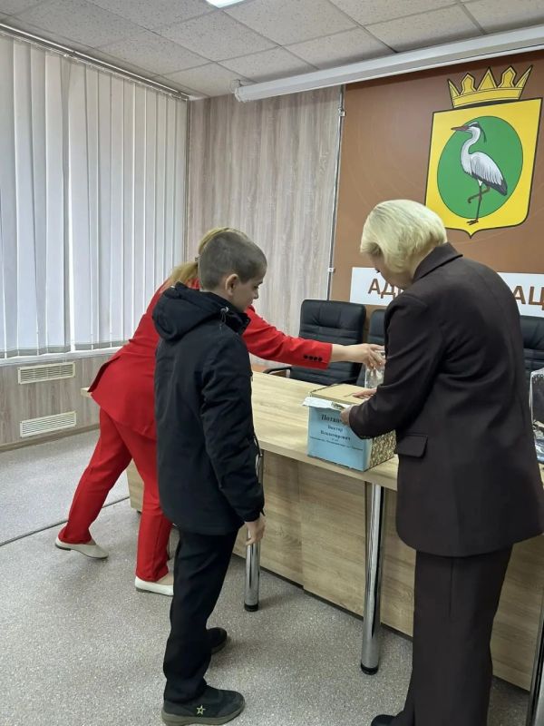 Волшебство на «Ёлке желаний»: вручила детям Чаплинского муниципального округа подарки от шеф-региона Рязанская область Волшебство на «Ёлке желаний»: вручила детям Чаплинского муниципального округа подарки от шеф-региона Рязанская область
