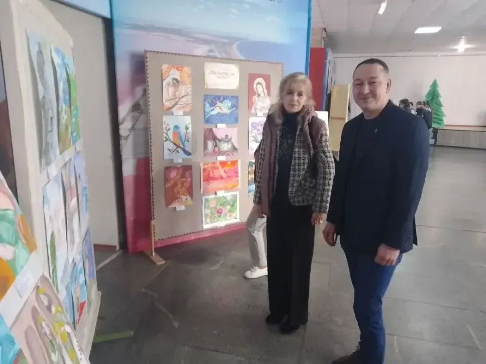 Творческий калейдоскоп: выставка работ воспитанников Генического центра детского и юношеского творчества Творческий калейдоскоп: выставка работ воспитанников Генического центра детского и юношеского творчества
