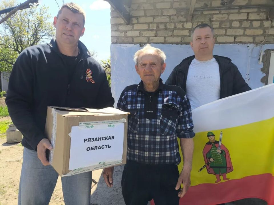 Рязанцы посетили ветеранов Горностаевского округа накануне 9 мая Рязанцы посетили ветеранов Горностаевского округа накануне 9 мая