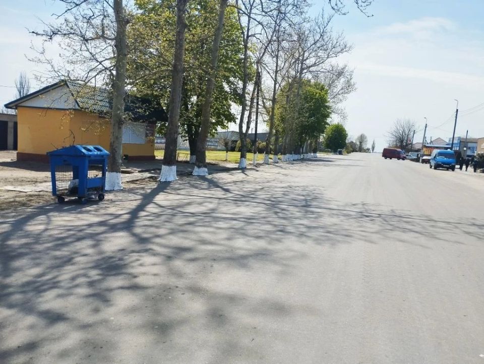 К Великой Победе — с заботой и уважением: в Михайловке Скадовского округа прошла плановая уборка К Великой Победе — с заботой и уважением: в Михайловке Скадовского округа прошла плановая уборка