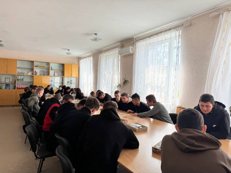 В стенах колледжа «Сфера и обслуживание» разгорелась настоящая битва за свободу! В стенах колледжа «Сфера и обслуживание» разгорелась настоящая битва за свободу!