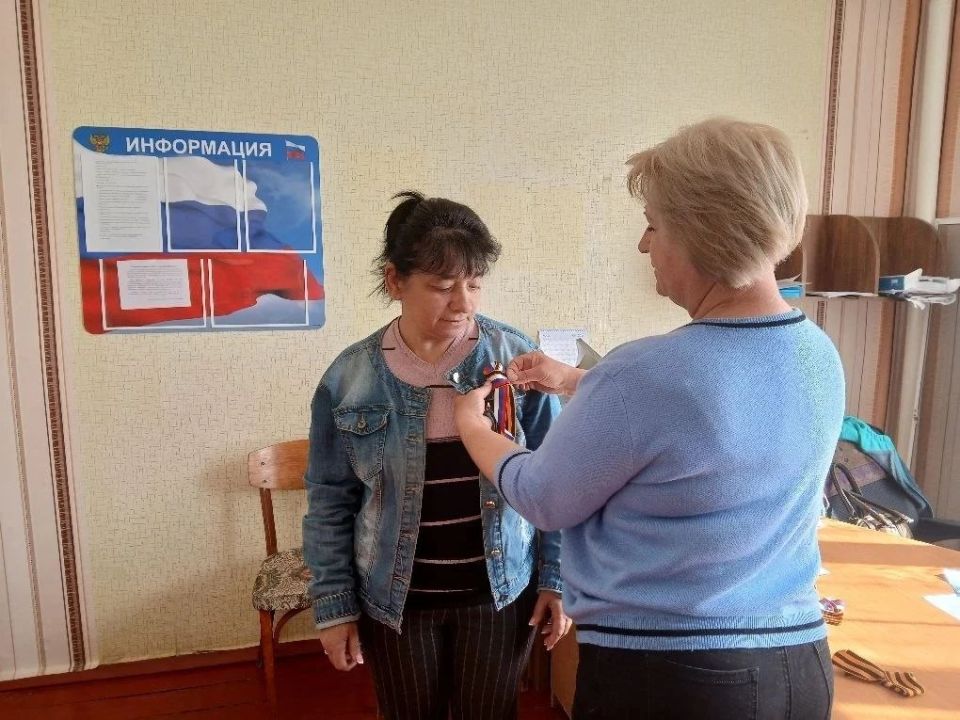 «Я помню! Я горжусь!»: сельские библиотеки Чаплинского округа присоединились к акции «Георгиевская ленточка» «Я помню! Я горжусь!»: сельские библиотеки Чаплинского округа присоединились к акции «Георгиевская ленточка»