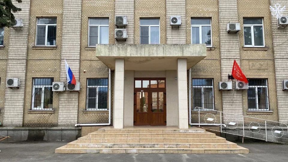 «Единая Россия» дала старт акции «Знамя Победы» в Херсонской области «Единая Россия» дала старт акции «Знамя Победы» в Херсонской области