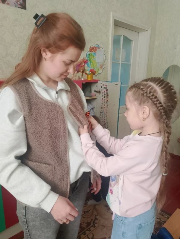 «Я помню! Я горжусь!»: в детском саду Скадовского округа стартовала акция «Георгиевская ленточка» «Я помню! Я горжусь!»: в детском саду Скадовского округа стартовала акция «Георгиевская ленточка»