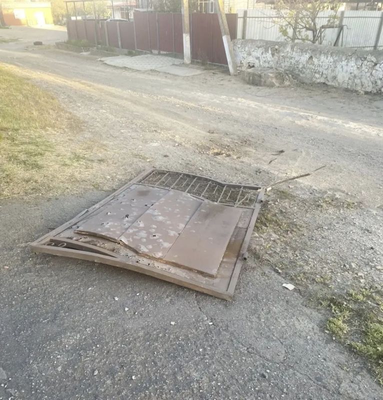 Павел Филипчук: ВСУ атаковали в Каховском округе АЗС, вышку связи и жилые дома Павел Филипчук: ВСУ атаковали в Каховском округе АЗС, вышку связи и жилые дома
