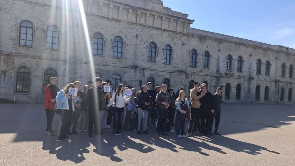 «Дорогами Победы: Наш Крым» — учащиеся Скадовской школы отправились в путешествие «Дорогами Победы: Наш Крым» — учащиеся Скадовской школы отправились в путешествие