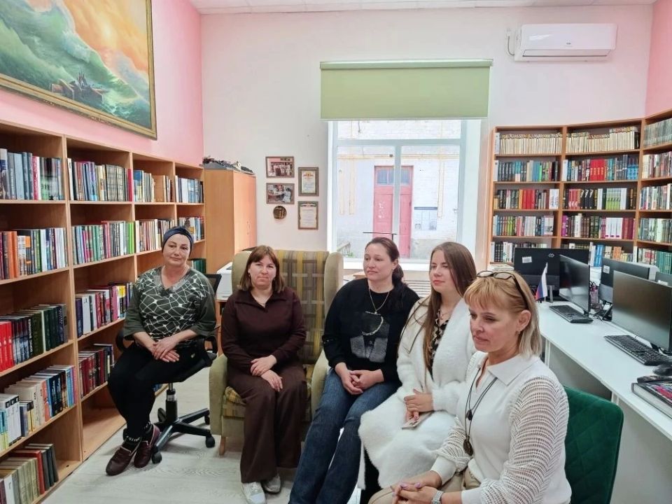 Помним, гордимся, чтим! В Геническе прошел исторический час ко Дню Победы Помним, гордимся, чтим! В Геническе прошел исторический час ко Дню Победы