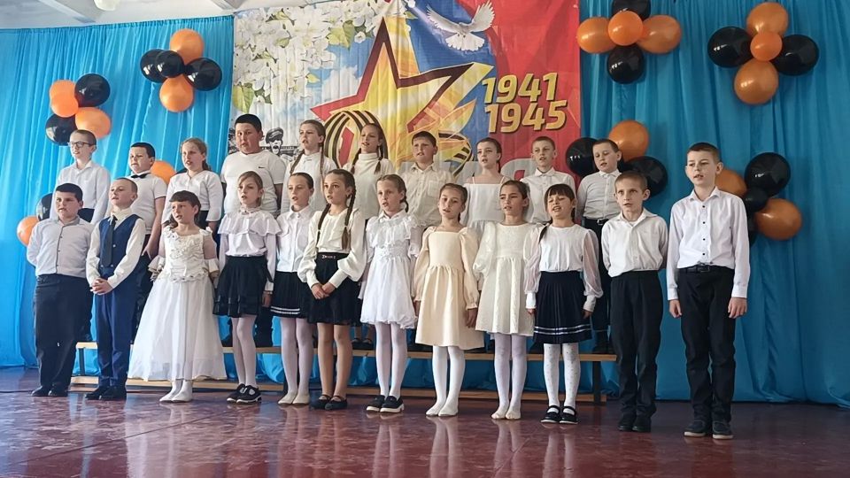 В Строгановке состоялся торжественный концерт ко Дню Великой Победы В Строгановке состоялся торжественный концерт ко Дню Великой Победы