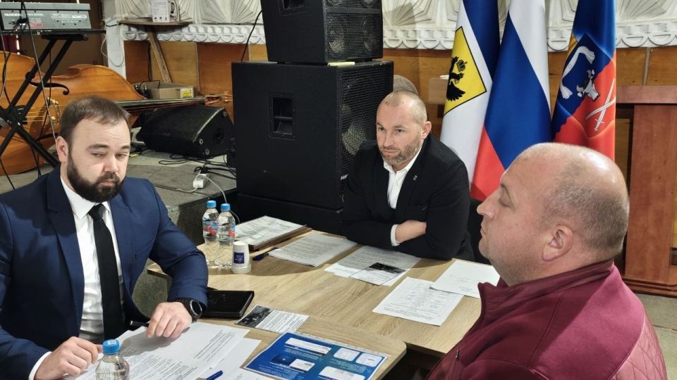 Павел Филипчук: Совещание по вопросам жилищно-коммунального хозяйства с руководителями коммунальных служб округа Павел Филипчук: Совещание по вопросам жилищно-коммунального хозяйства с руководителями коммунальных служб округа