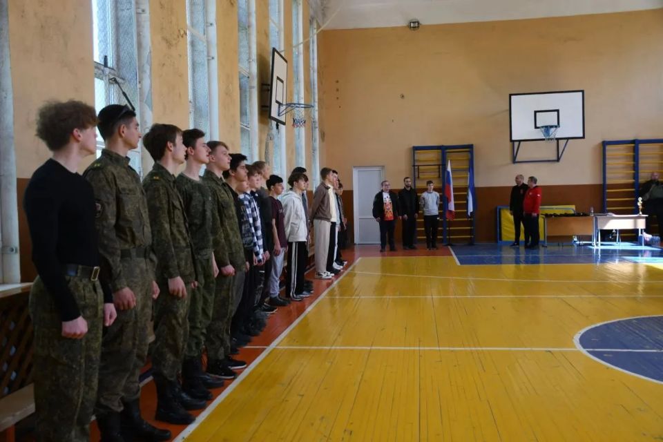 Накануне 9 Мая в Скадовском округе состоялся турнир по лазерному бою, собравший команды из четырех школ муниципалитета Накануне 9 Мая в Скадовском округе состоялся турнир по лазерному бою, собравший команды из четырех школ муниципалитета