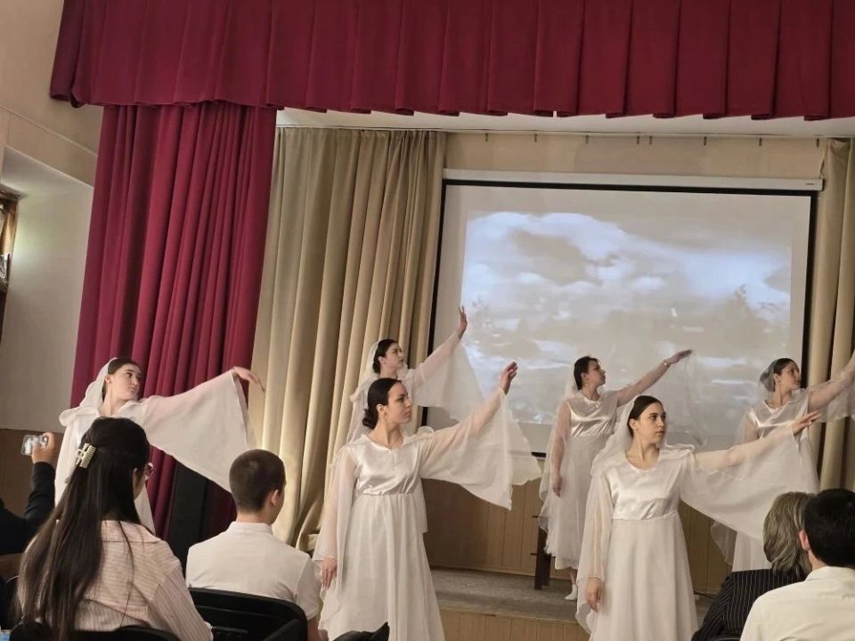 В Геническом медицинском колледже состоялся Урок Памяти под названием «Есть память, которой не будет конца» В Геническом медицинском колледже состоялся Урок Памяти под названием «Есть память, которой не будет конца»