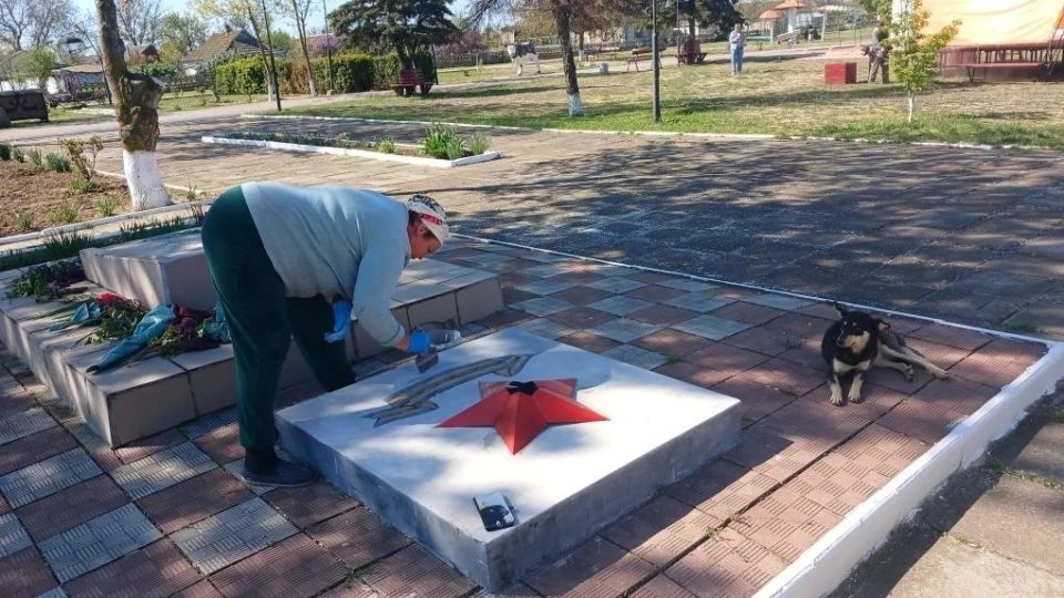 В Каланчакском округе прошли субботники ко Дню Победы В Каланчакском округе прошли субботники ко Дню Победы