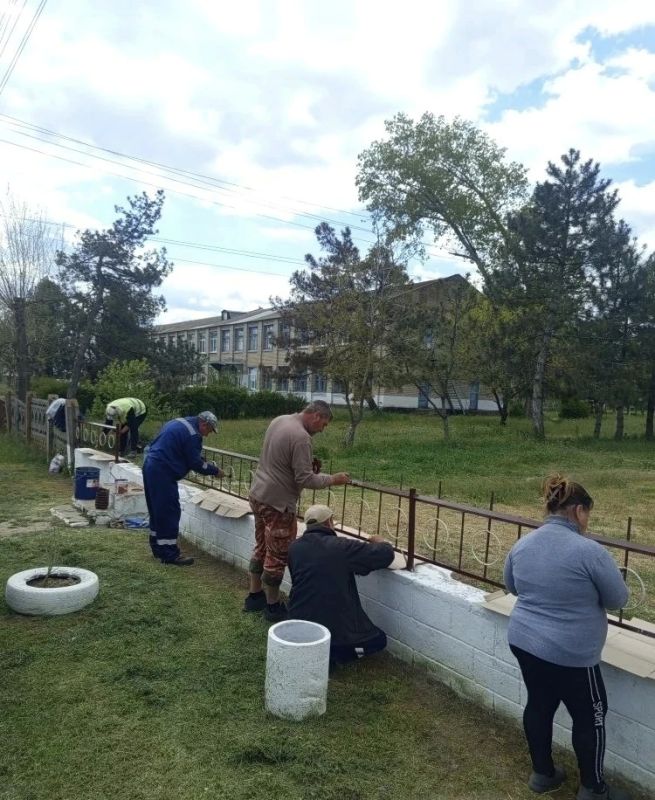 В Каланчакском округе прошли субботники ко Дню Победы В Каланчакском округе прошли субботники ко Дню Победы
